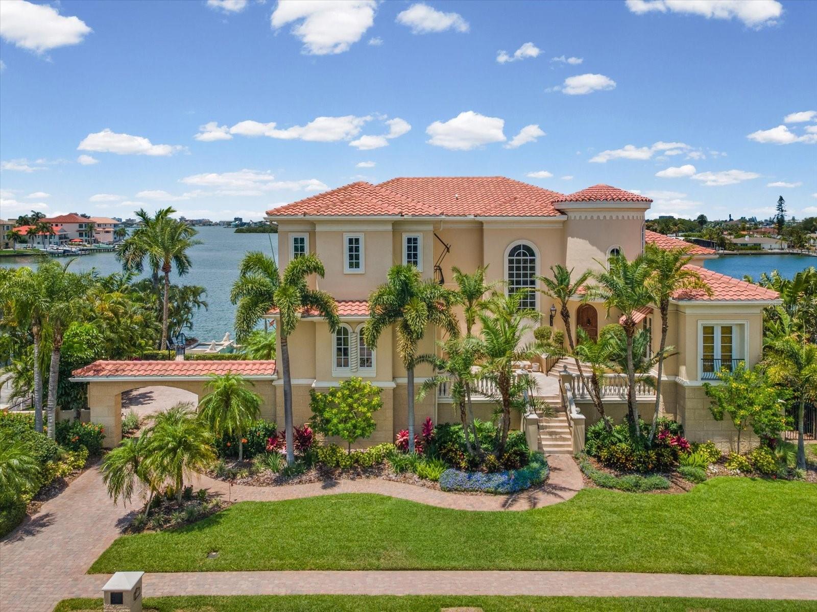 6224 PASADENA POINT BLVD, GULFPORT, FL, 33707
