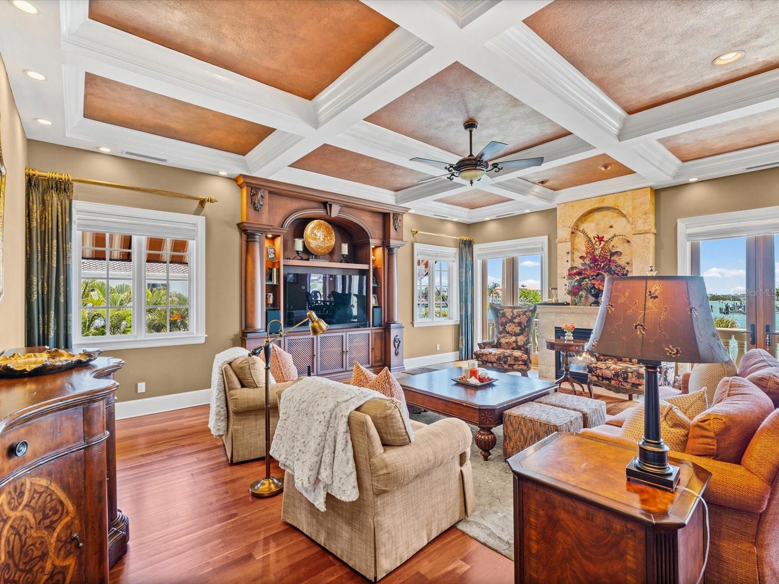6224 PASADENA POINT BLVD, GULFPORT, FL, 33707