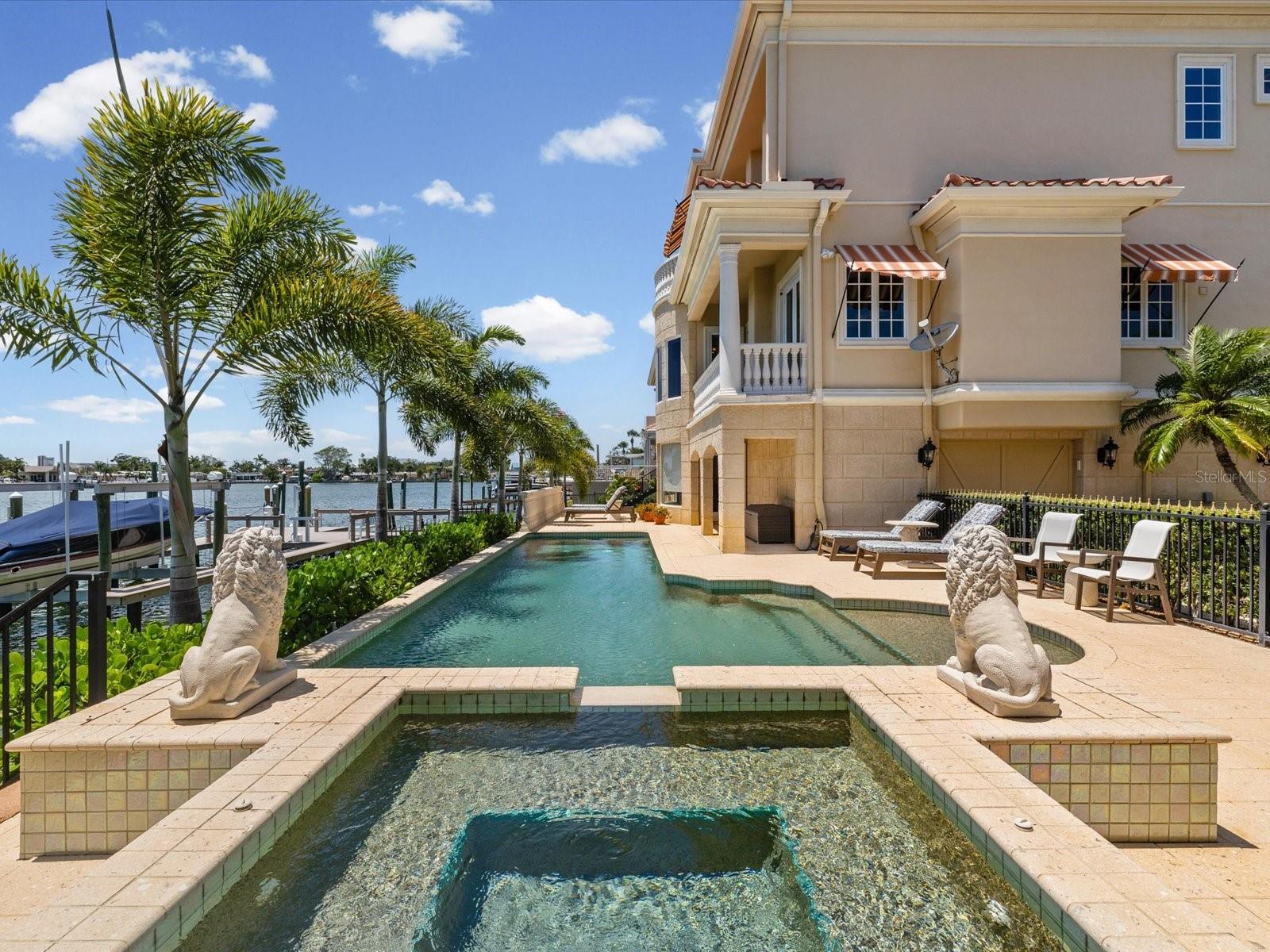6224 PASADENA POINT BLVD, GULFPORT, FL, 33707