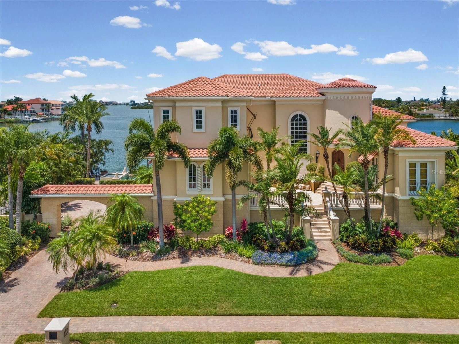 6224 PASADENA POINT BLVD, GULFPORT, FL, 33707