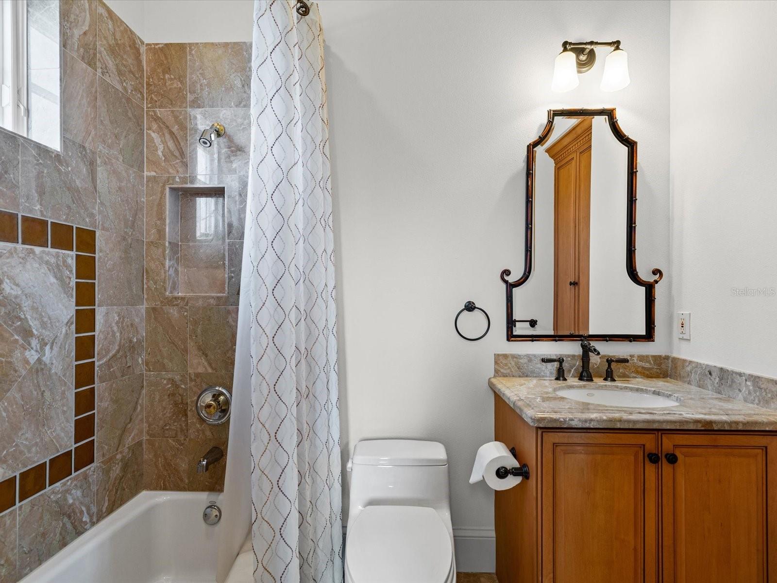 6224 PASADENA POINT BLVD, GULFPORT, FL, 33707