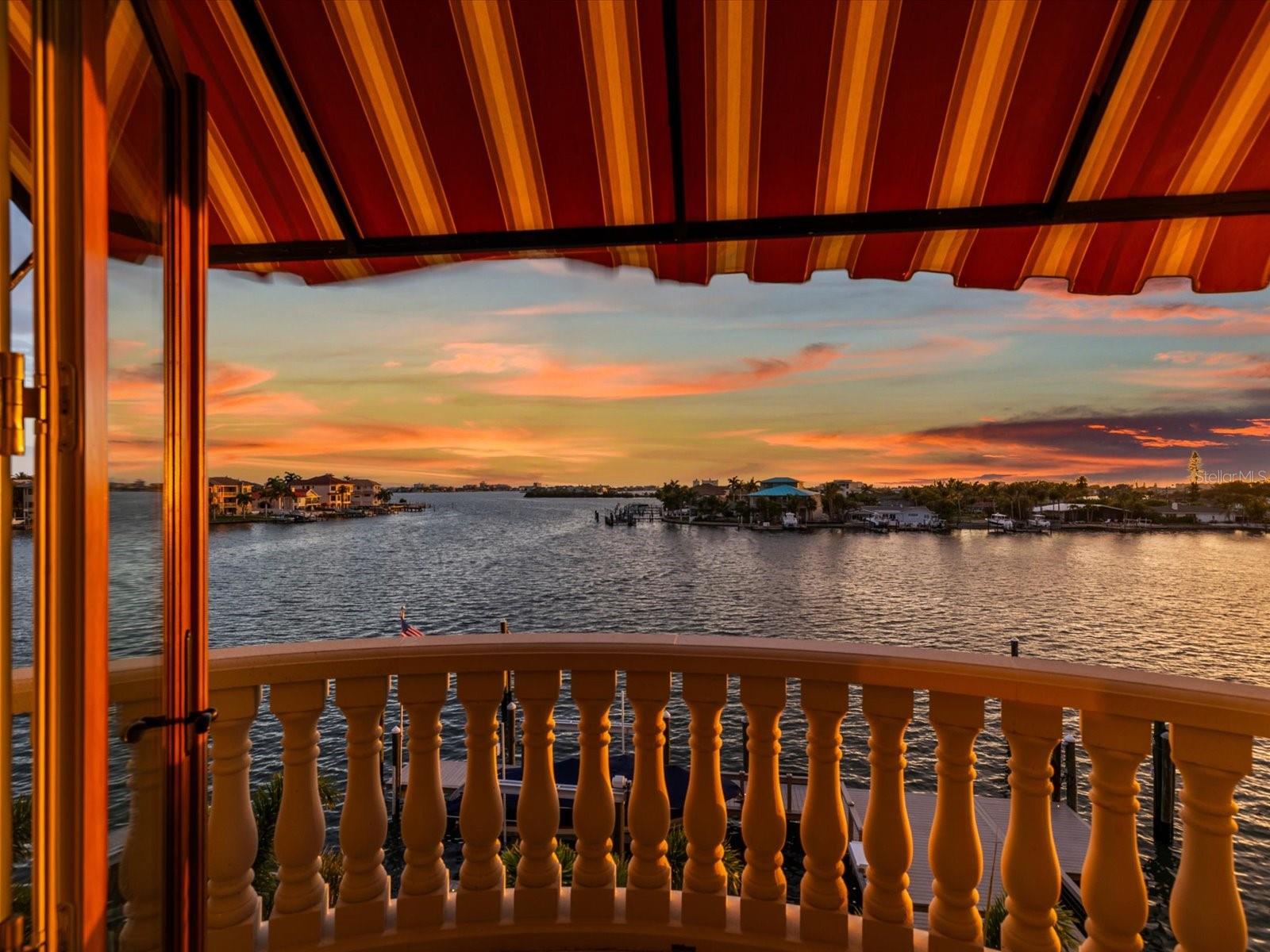 6224 PASADENA POINT BLVD, GULFPORT, FL, 33707