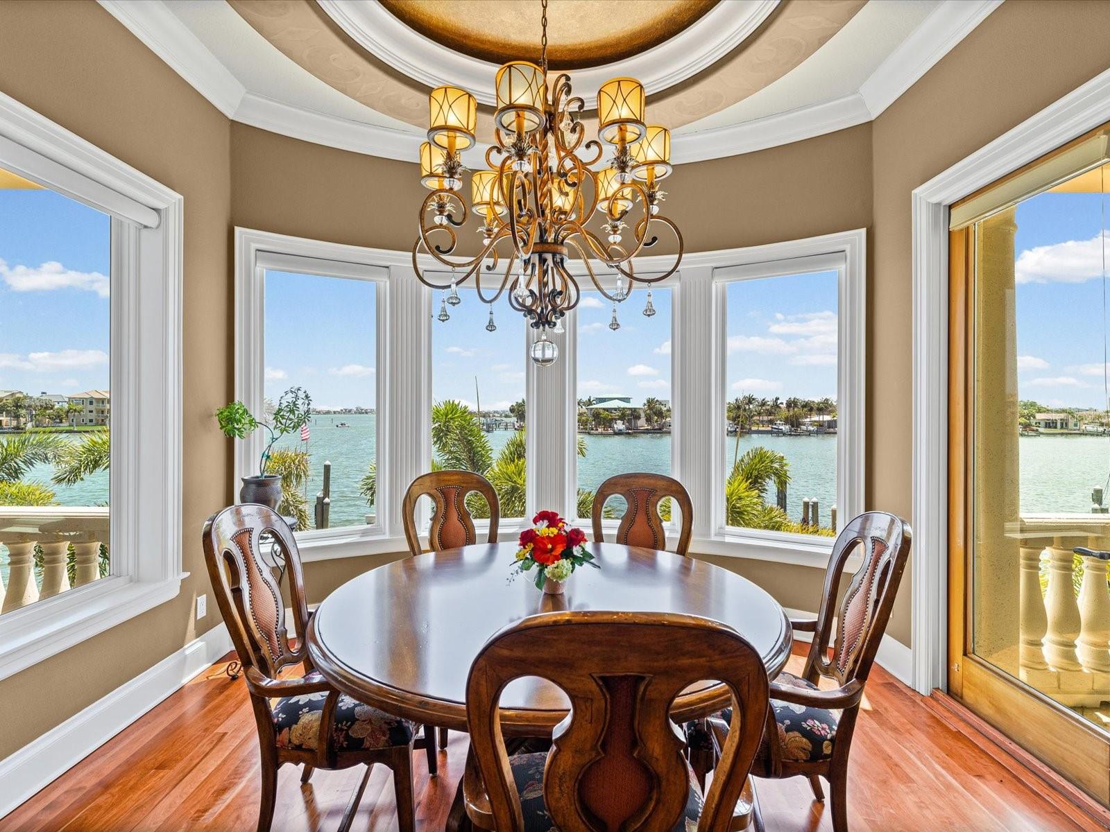 6224 PASADENA POINT BLVD, GULFPORT, FL, 33707