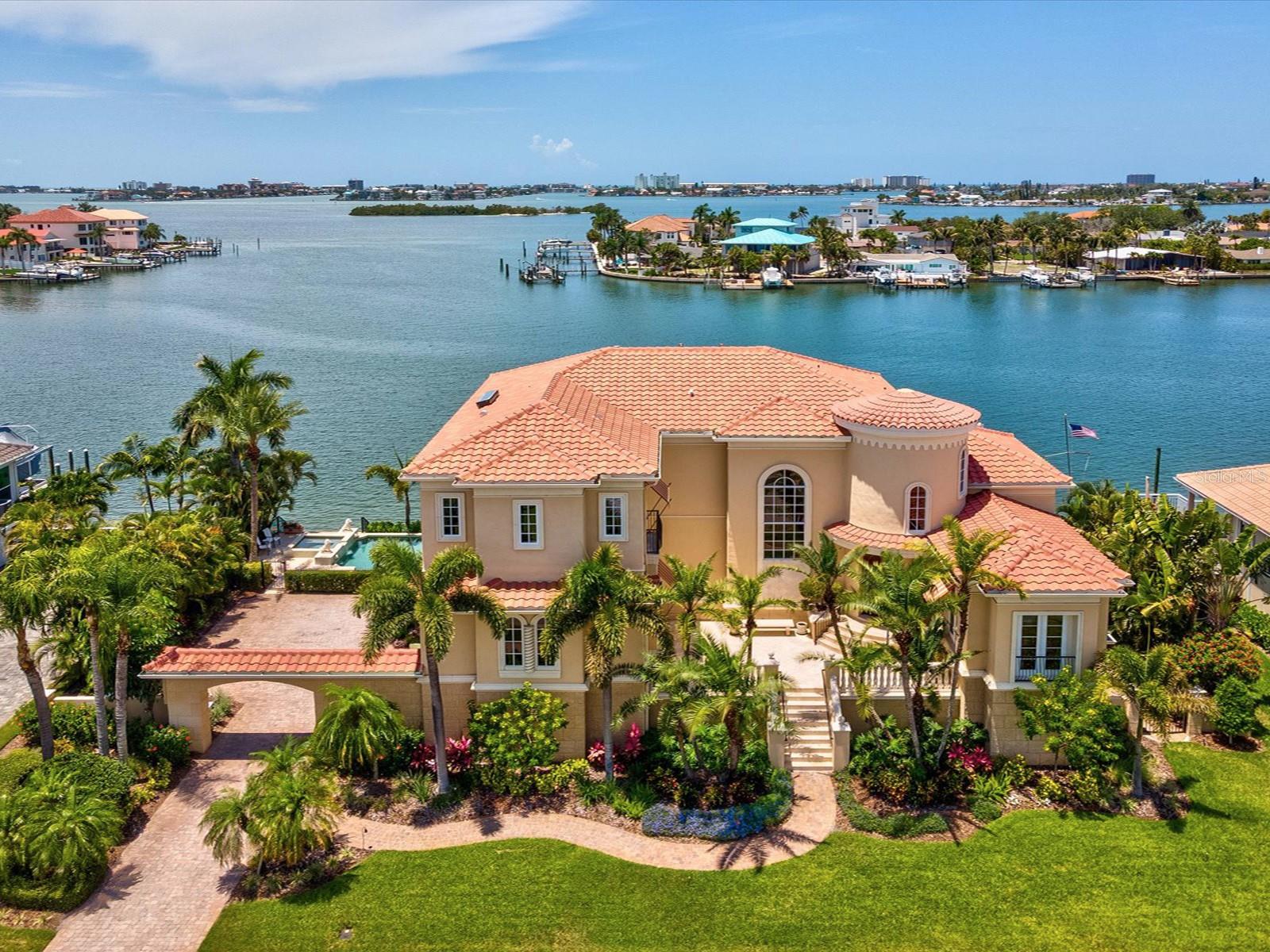 6224 PASADENA POINT BLVD, GULFPORT, FL, 33707