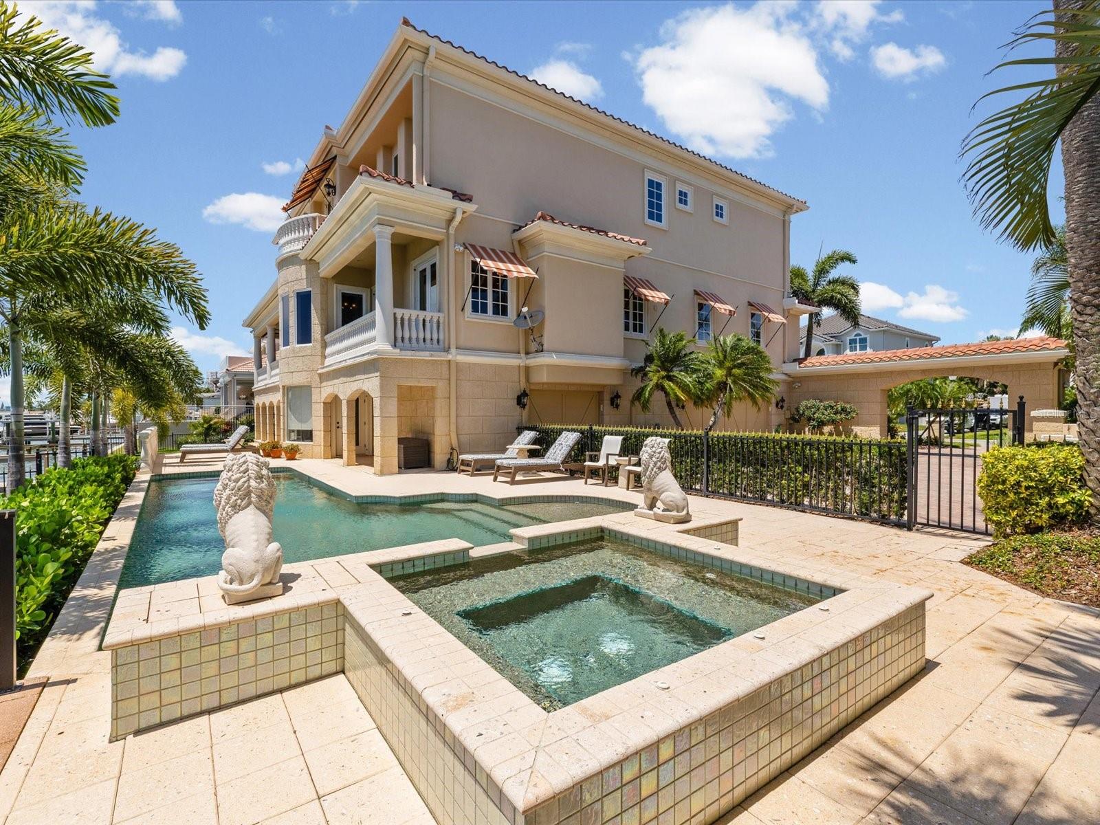 6224 PASADENA POINT BLVD, GULFPORT, FL, 33707