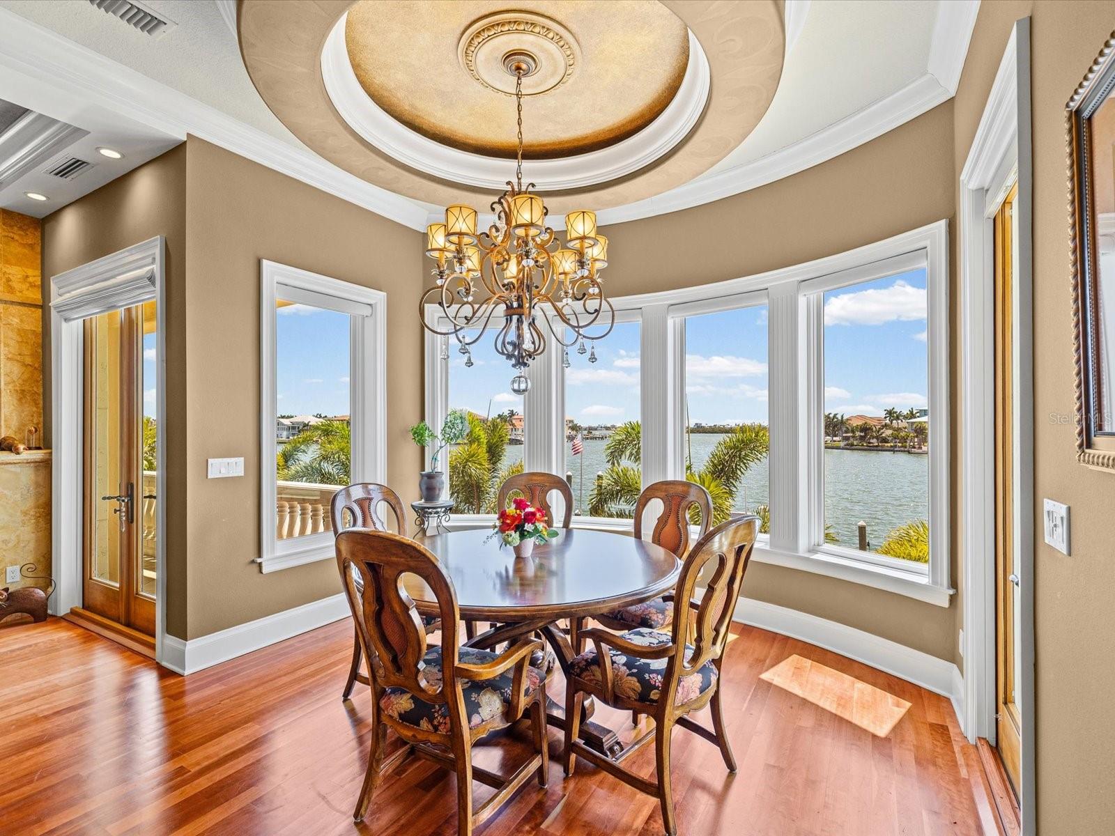 6224 PASADENA POINT BLVD, GULFPORT, FL, 33707