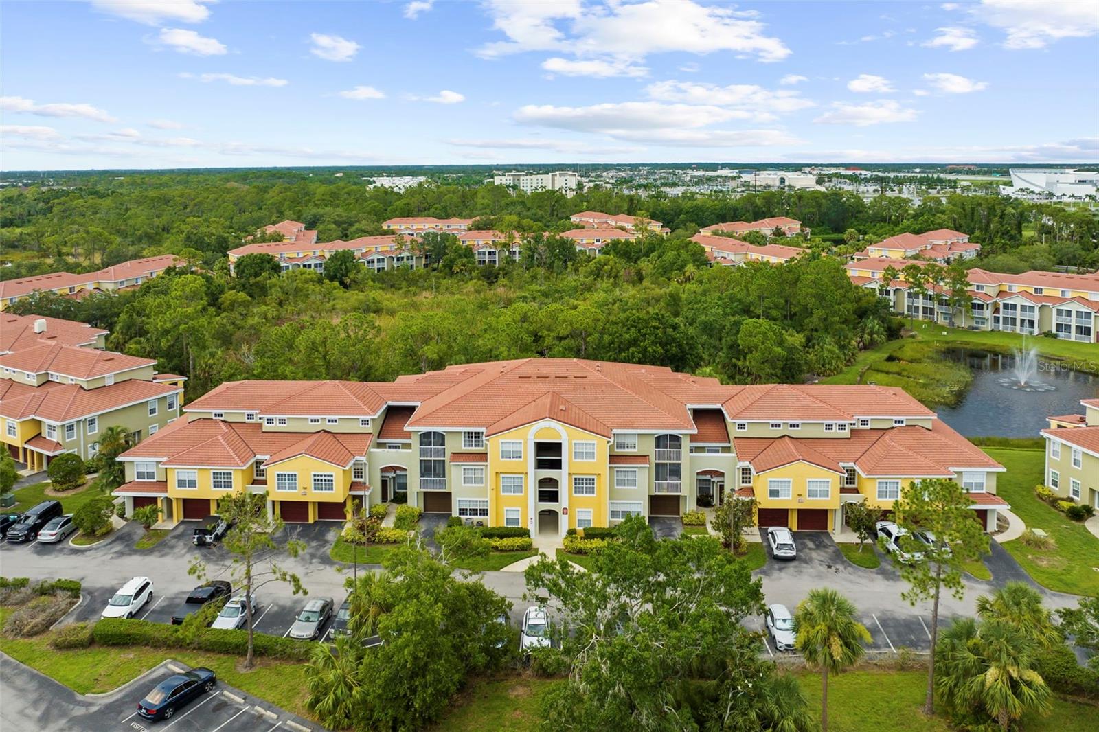 5601 BENTGRASS DR #102, SARASOTA, FL, 34235