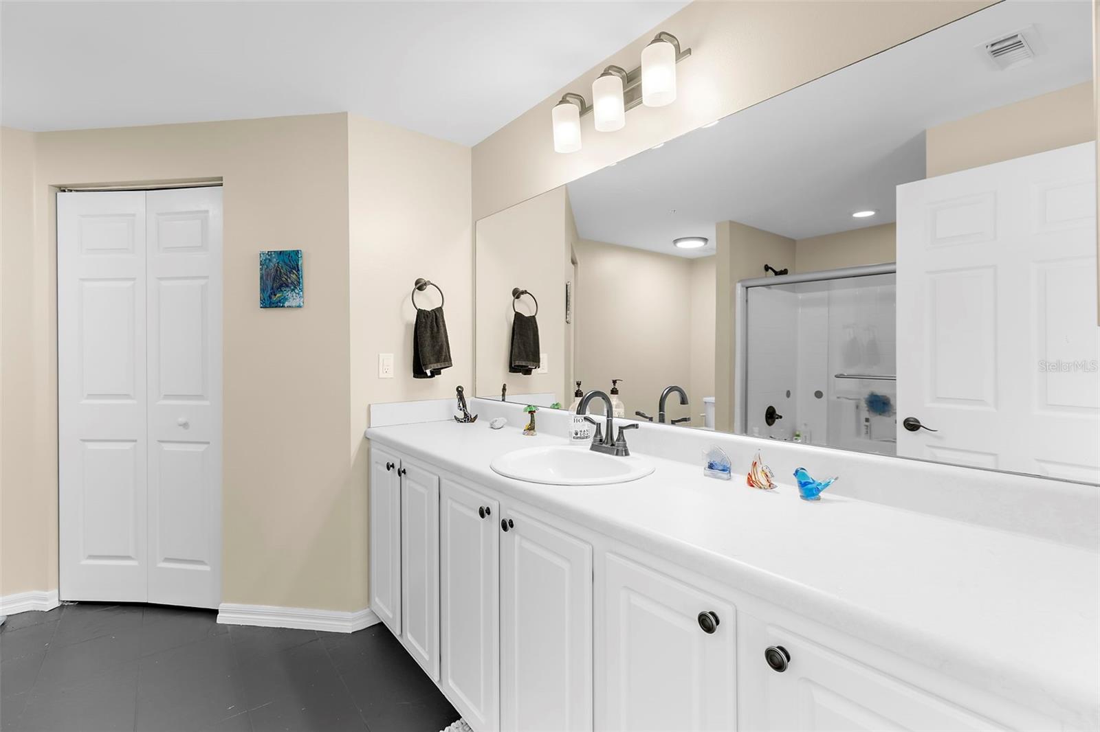 5601 BENTGRASS DR #102, SARASOTA, FL, 34235