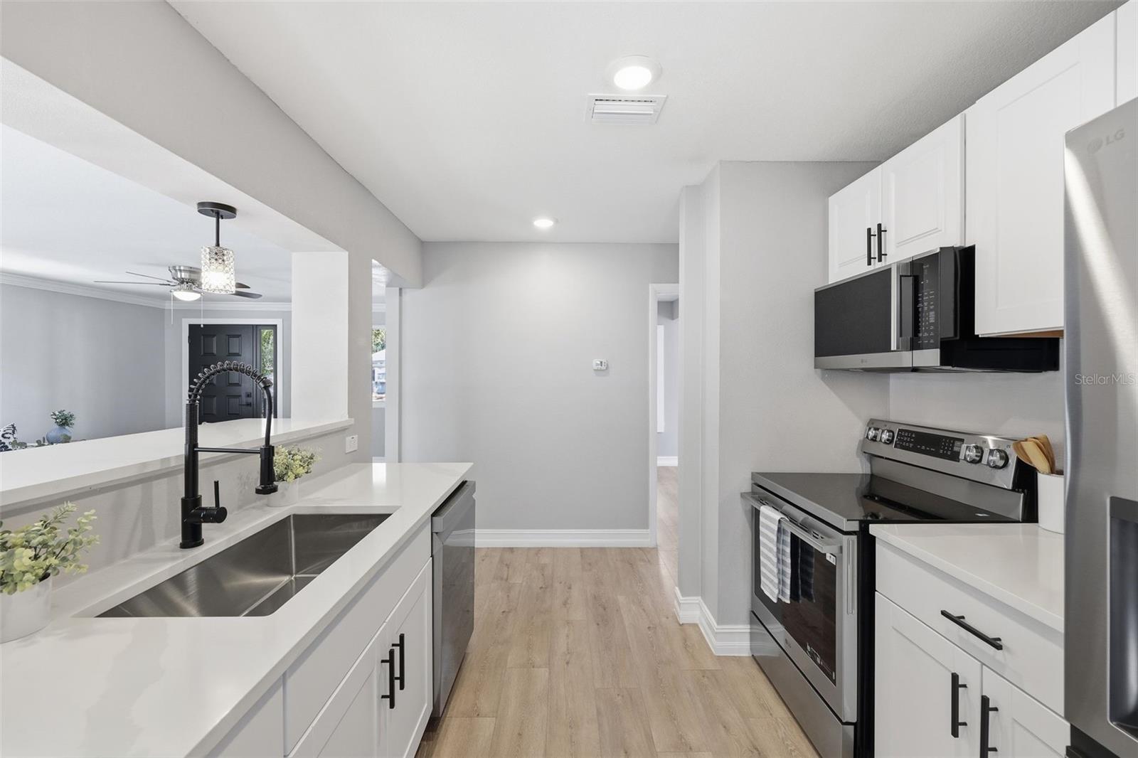 727 16TH AVE NW, LARGO, FL, 33770