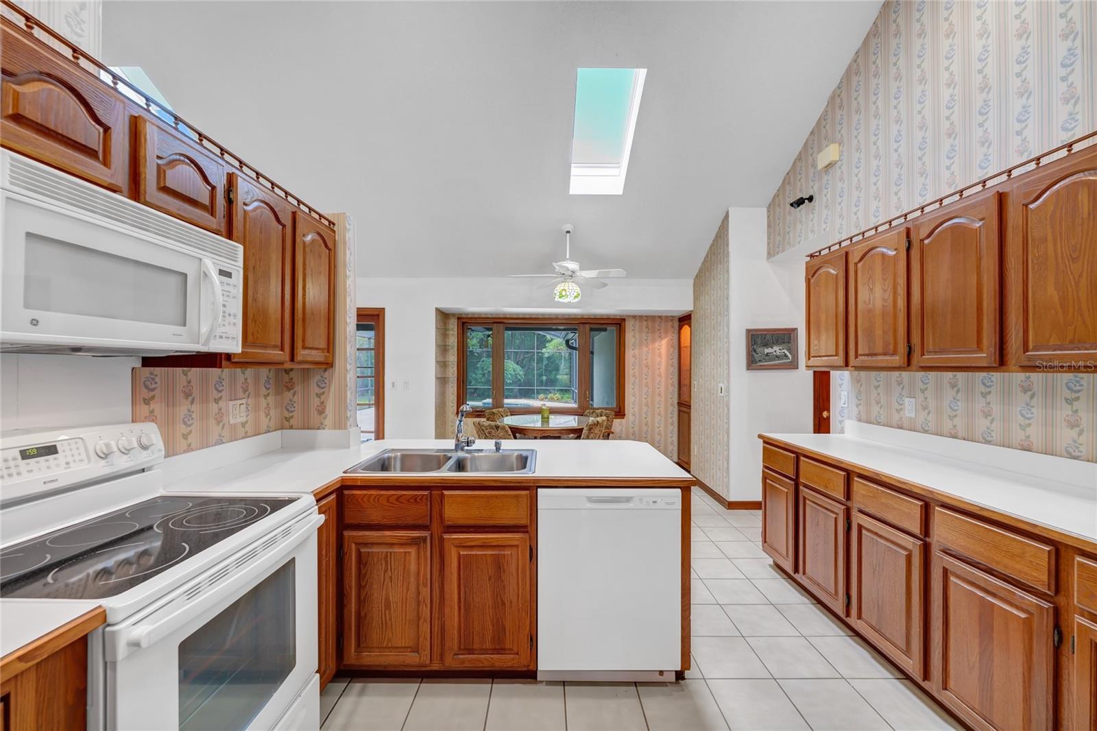 2798 PICKETT DOWNS DR, OVIEDO, FL, 32766