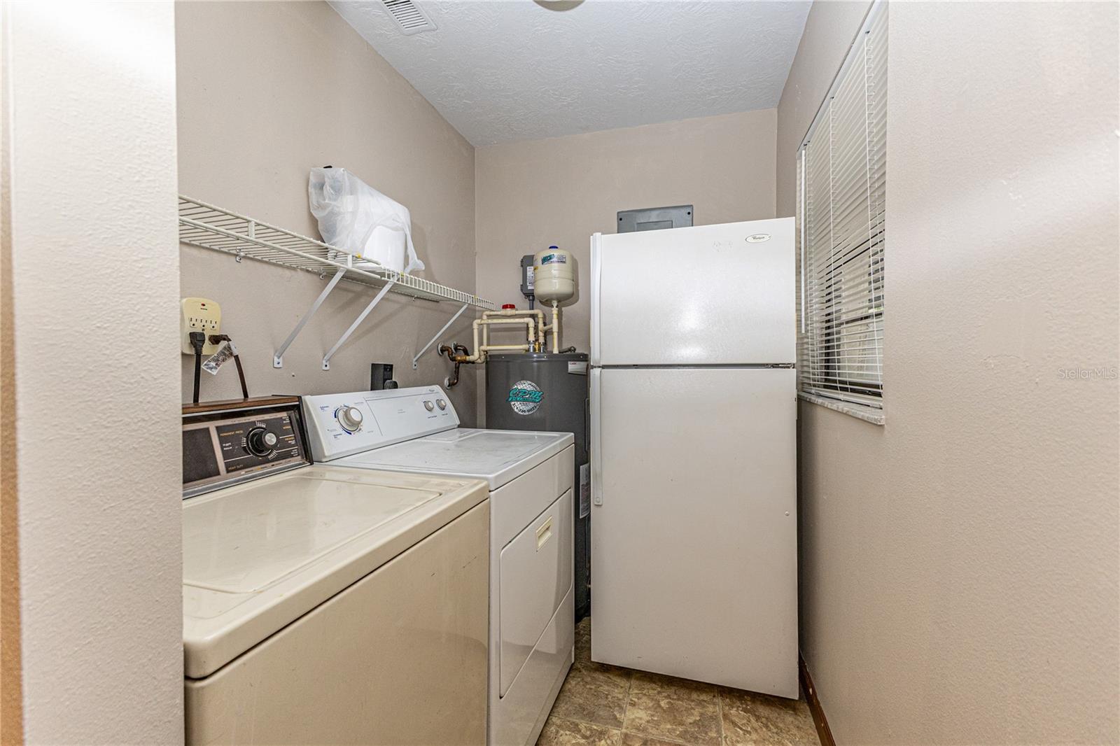 301 CURRY ST, WILDWOOD, FL, 34785