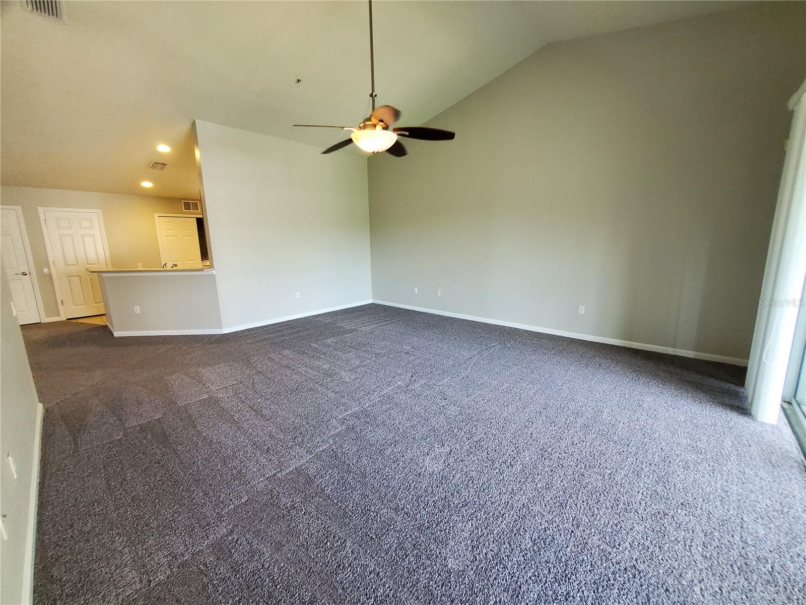2215 KINGS PALACE DR, RIVERVIEW, FL, 33578