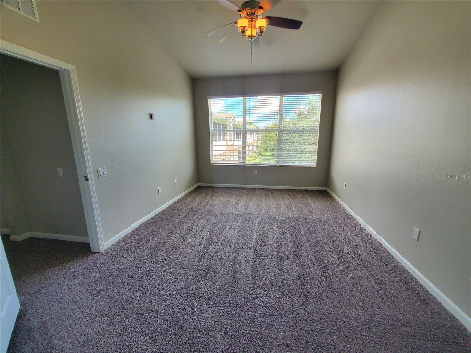 2215 KINGS PALACE DR, RIVERVIEW, FL, 33578