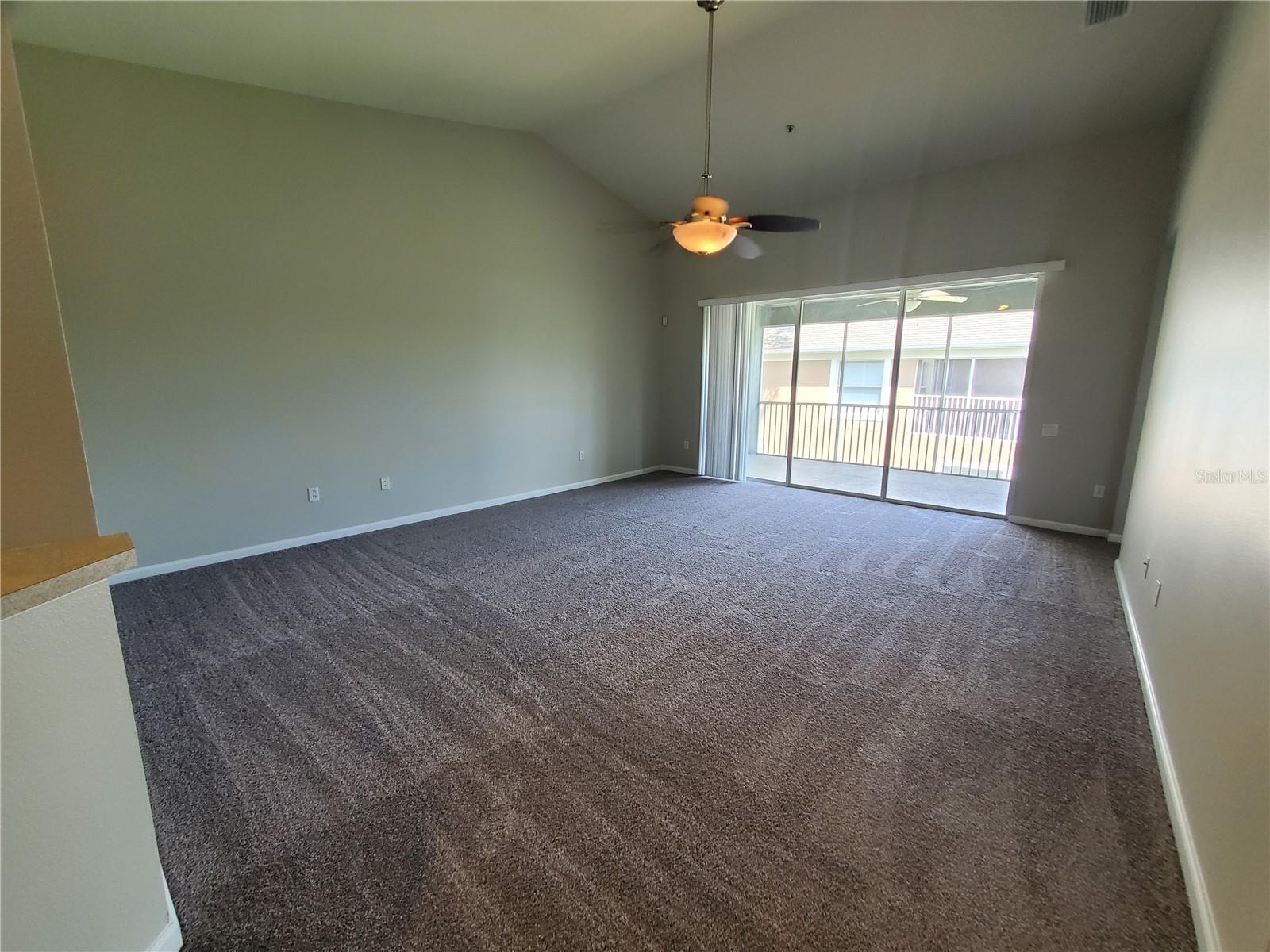 2215 KINGS PALACE DR, RIVERVIEW, FL, 33578
