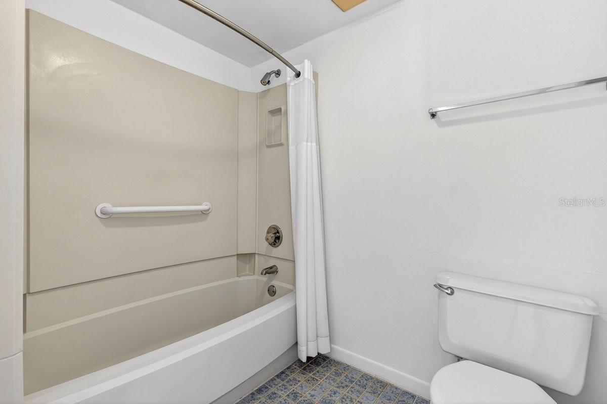 1420 N ATLANTIC AVE #1104, DAYTONA BEACH, FL, 32118