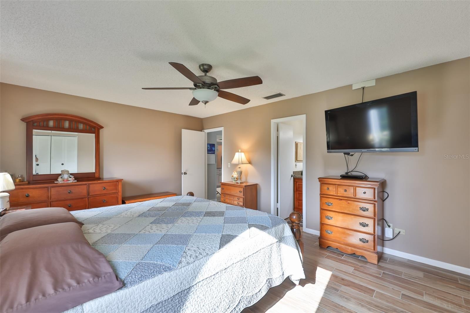 3718 SAND PEBBLE DR, VALRICO, FL, 33596