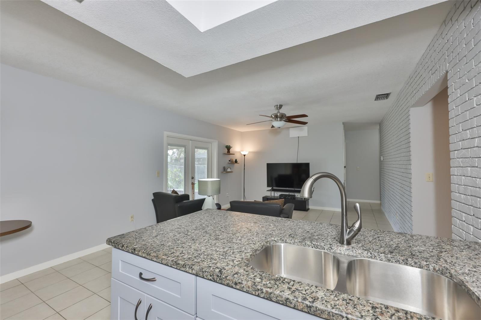 3718 SAND PEBBLE DR, VALRICO, FL, 33596