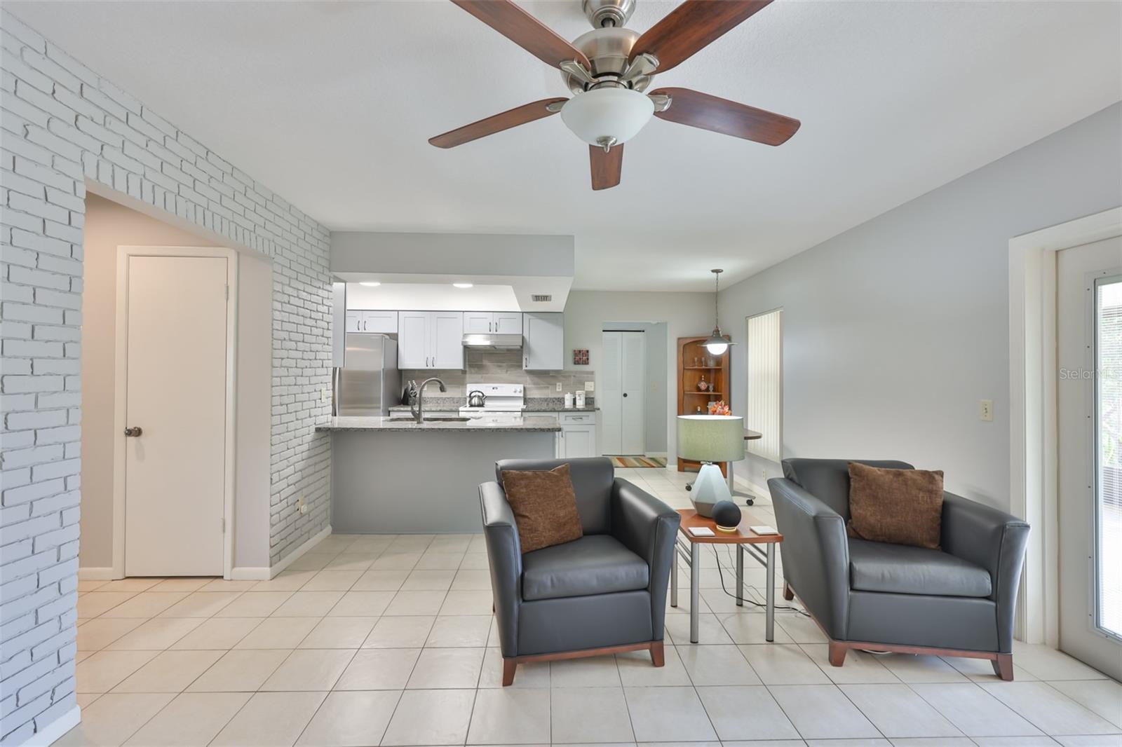 3718 SAND PEBBLE DR, VALRICO, FL, 33596