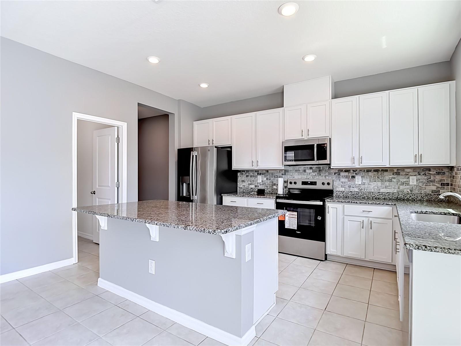 9127 FREEDOM HILL DR, SEFFNER, FL, 33584