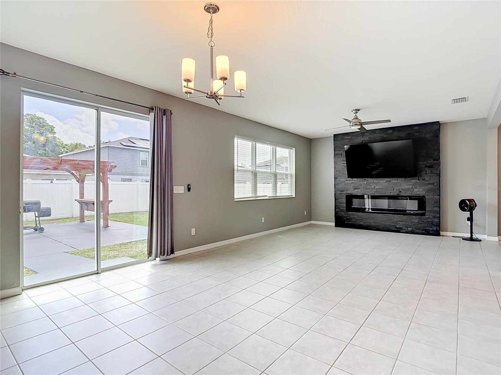9127 FREEDOM HILL DR, SEFFNER, FL, 33584