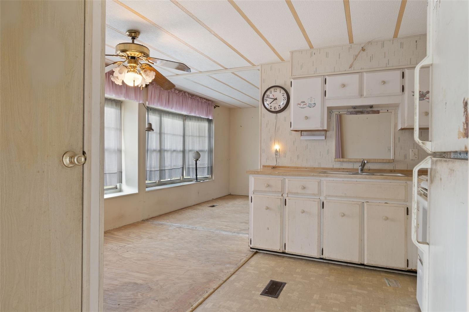 12115 FAIRWAY AVE, BROOKSVILLE, FL, 34613