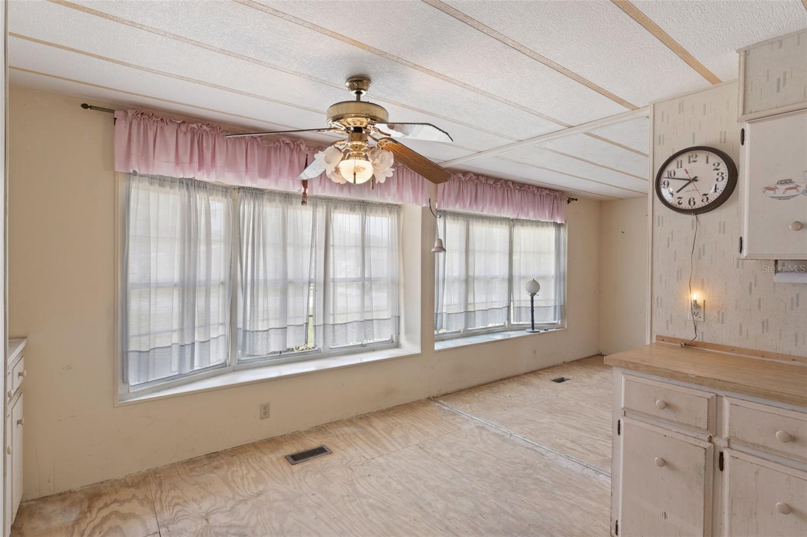 12115 FAIRWAY AVE, BROOKSVILLE, FL, 34613