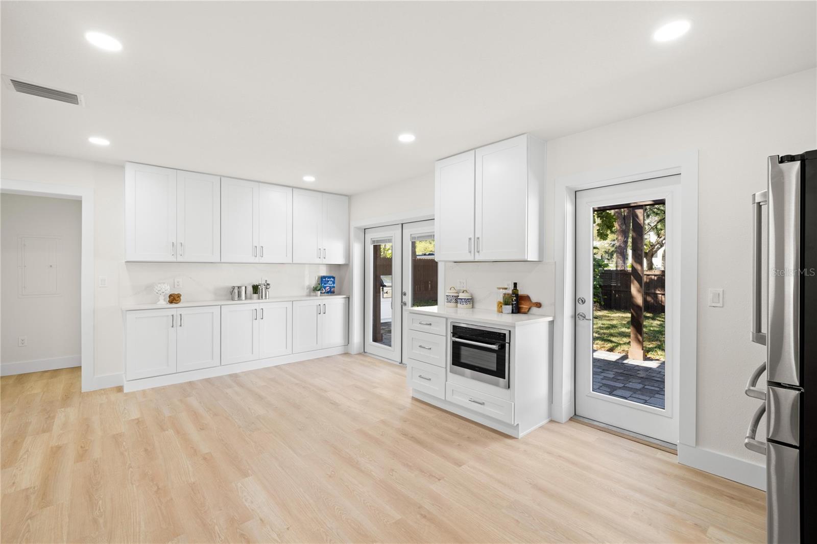 2117 S WEST SHORE BLVD, TAMPA, FL, 33629