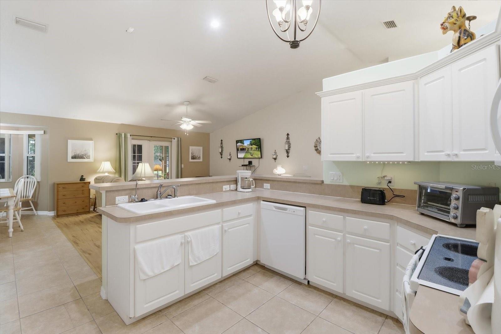 5940 W PINE CIR, CRYSTAL RIVER, FL, 34429