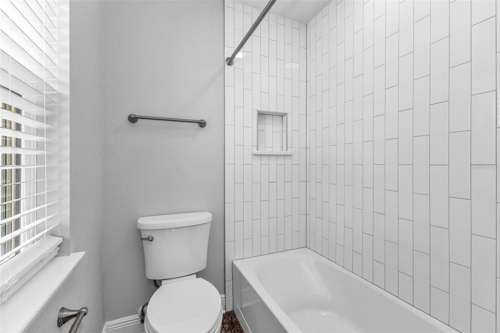 309 E VIRGINIA AVE, PUNTA GORDA, FL, 33950