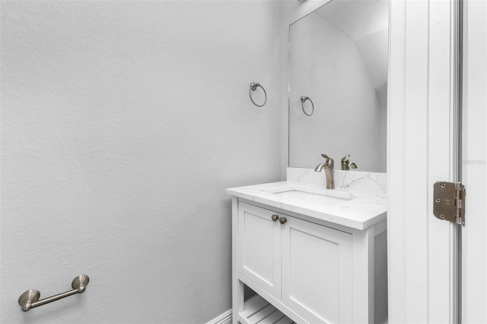 309 E VIRGINIA AVE, PUNTA GORDA, FL, 33950