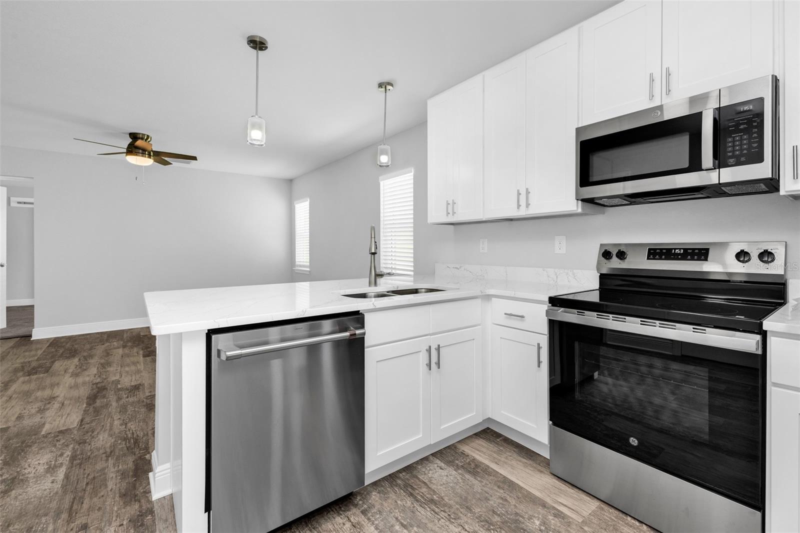 309 E VIRGINIA AVE, PUNTA GORDA, FL, 33950