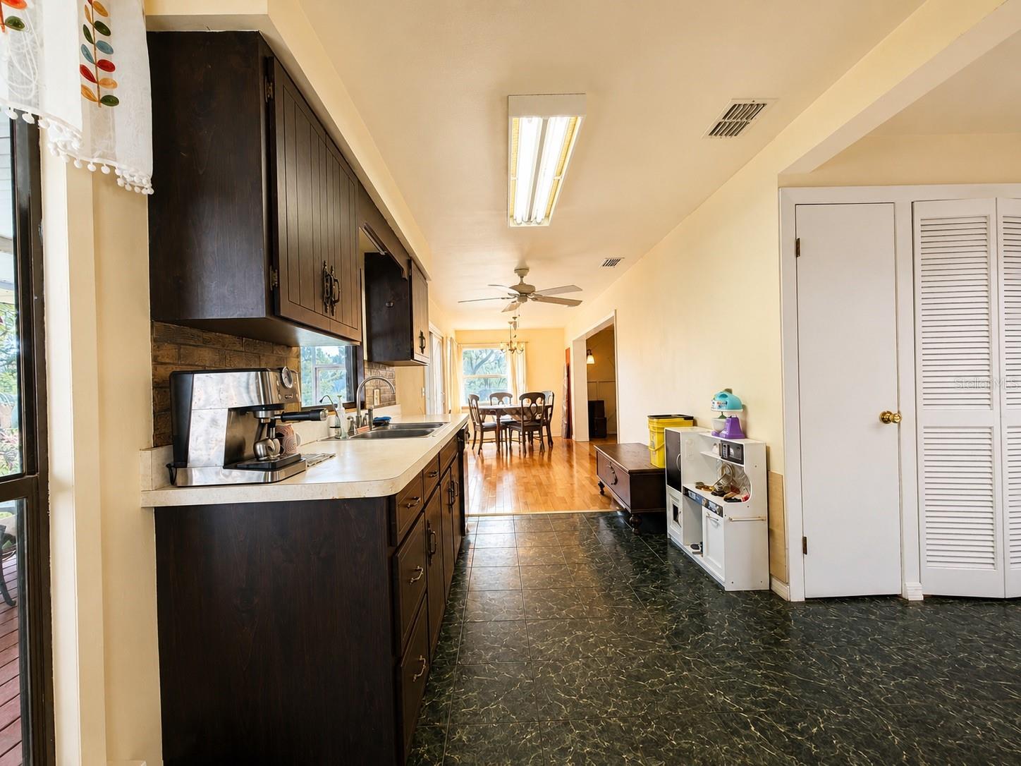 1724 SE 164TH CIR, OCKLAWAHA, FL, 32179