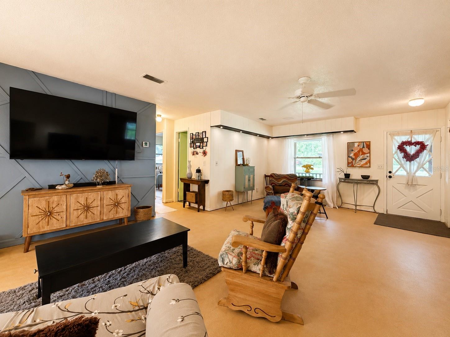 1724 SE 164TH CIR, OCKLAWAHA, FL, 32179