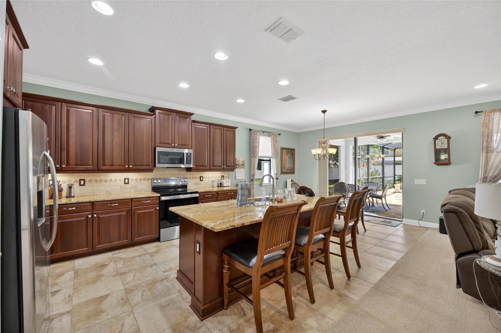 204 DAKOTA HILL DR, SEFFNER, FL, 33584