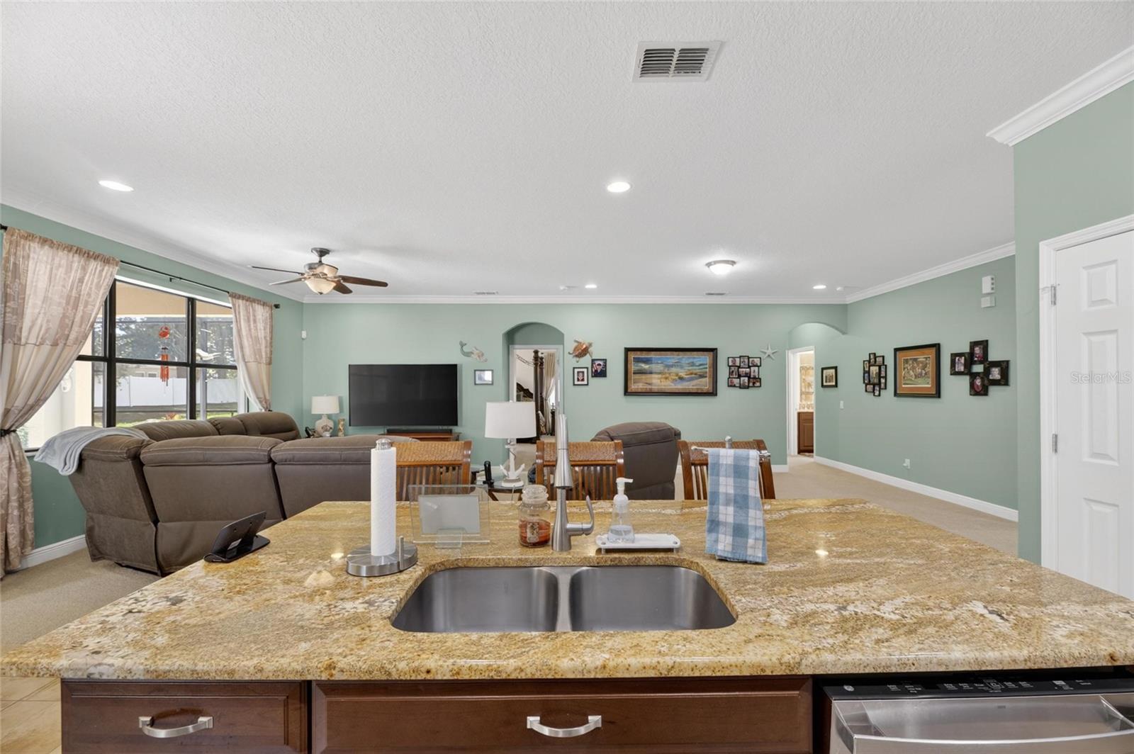 204 DAKOTA HILL DR, SEFFNER, FL, 33584