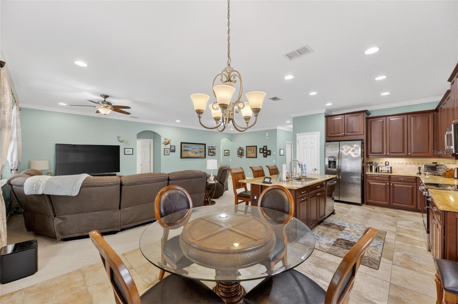 204 DAKOTA HILL DR, SEFFNER, FL, 33584