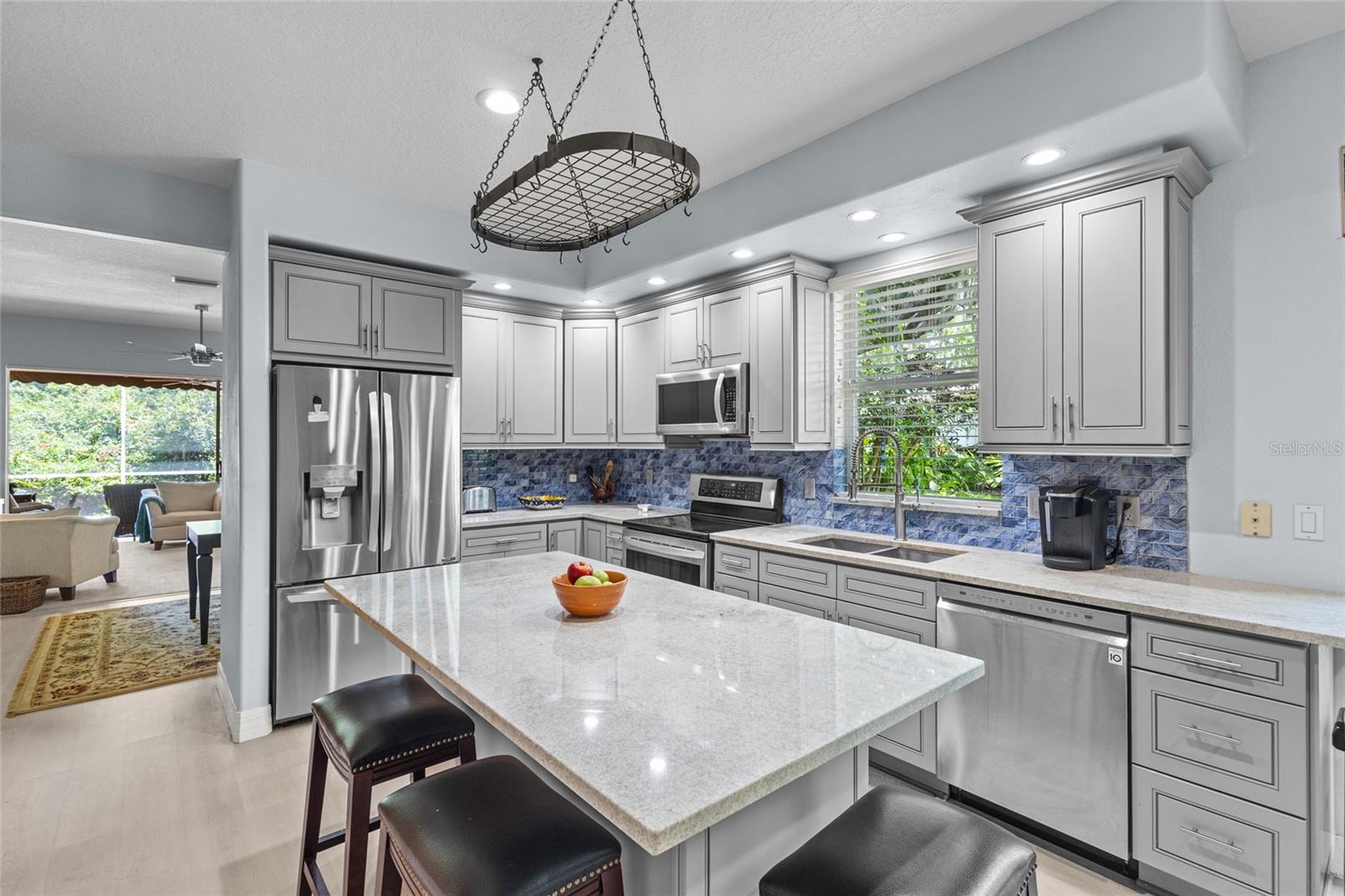 6662 OAKBROOKE CIR, BRADENTON, FL, 34202