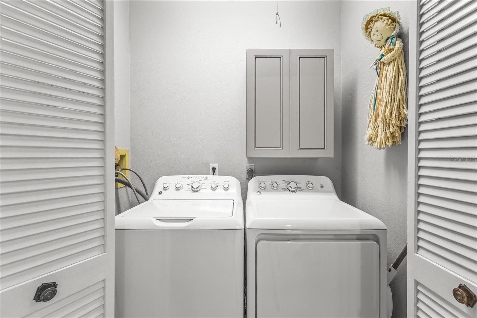 6662 OAKBROOKE CIR, BRADENTON, FL, 34202