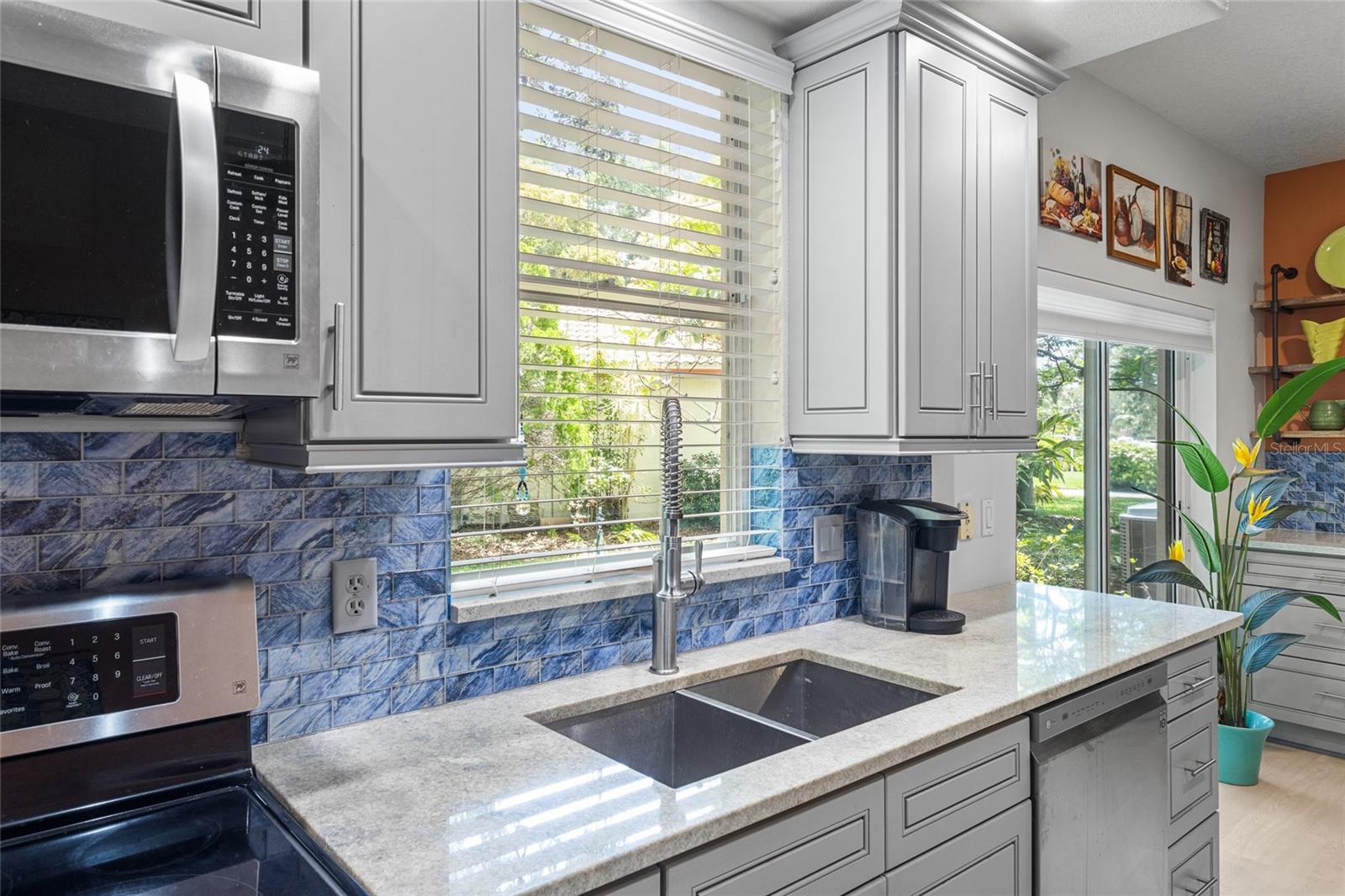 6662 OAKBROOKE CIR, BRADENTON, FL, 34202