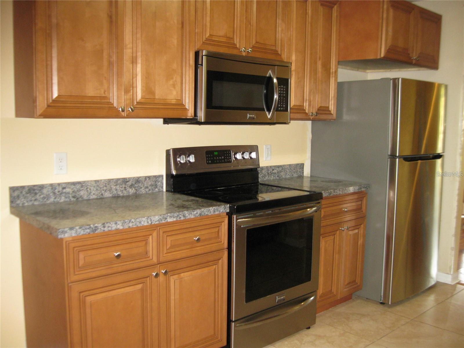 1057 32ND ST, SARASOTA, FL, 34234