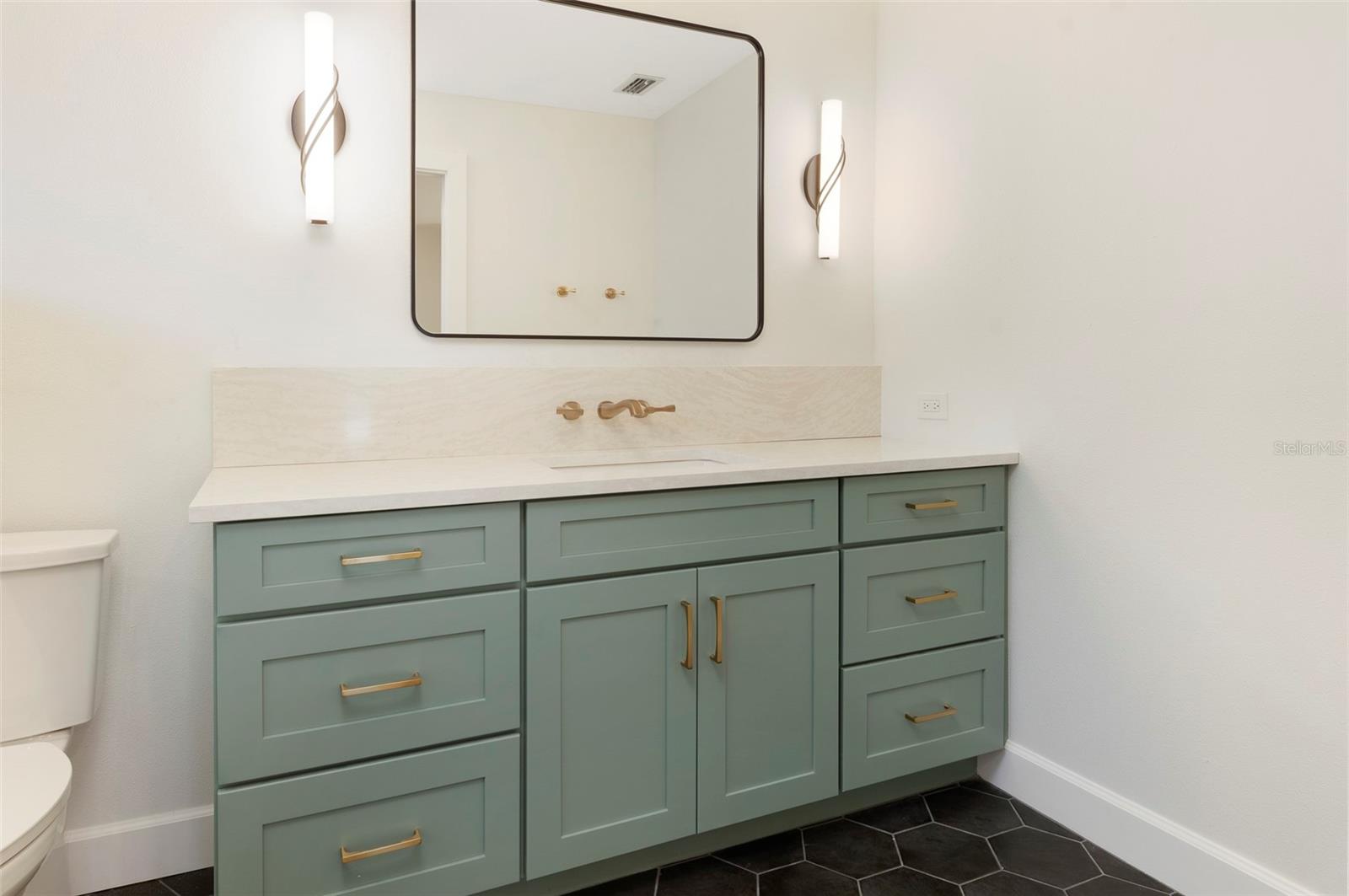 3119 HYDE PARK DR, CLEARWATER, FL, 33761