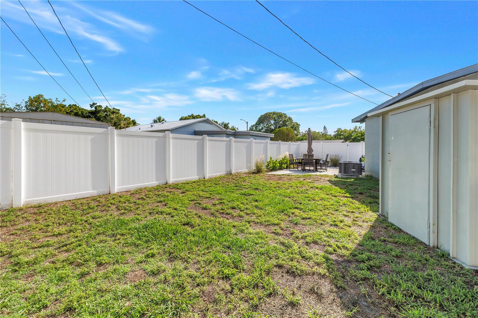 7599 MEADOWLAWN DR N, ST PETERSBURG, FL, 33702