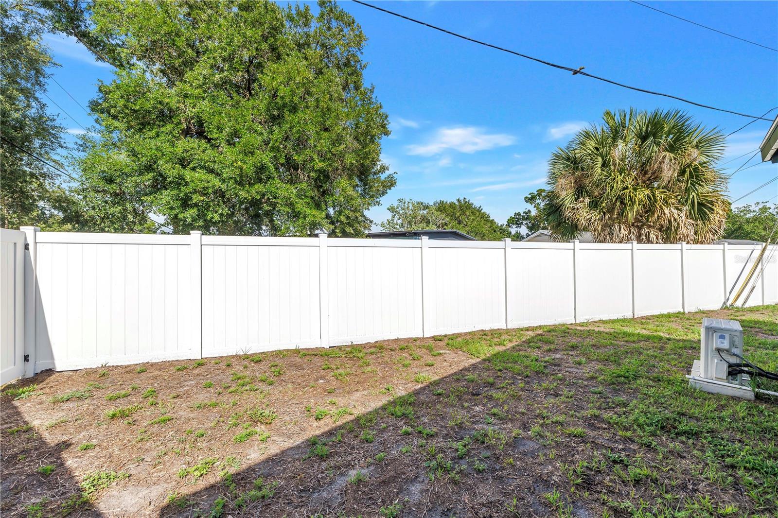 7599 MEADOWLAWN DR N, ST PETERSBURG, FL, 33702