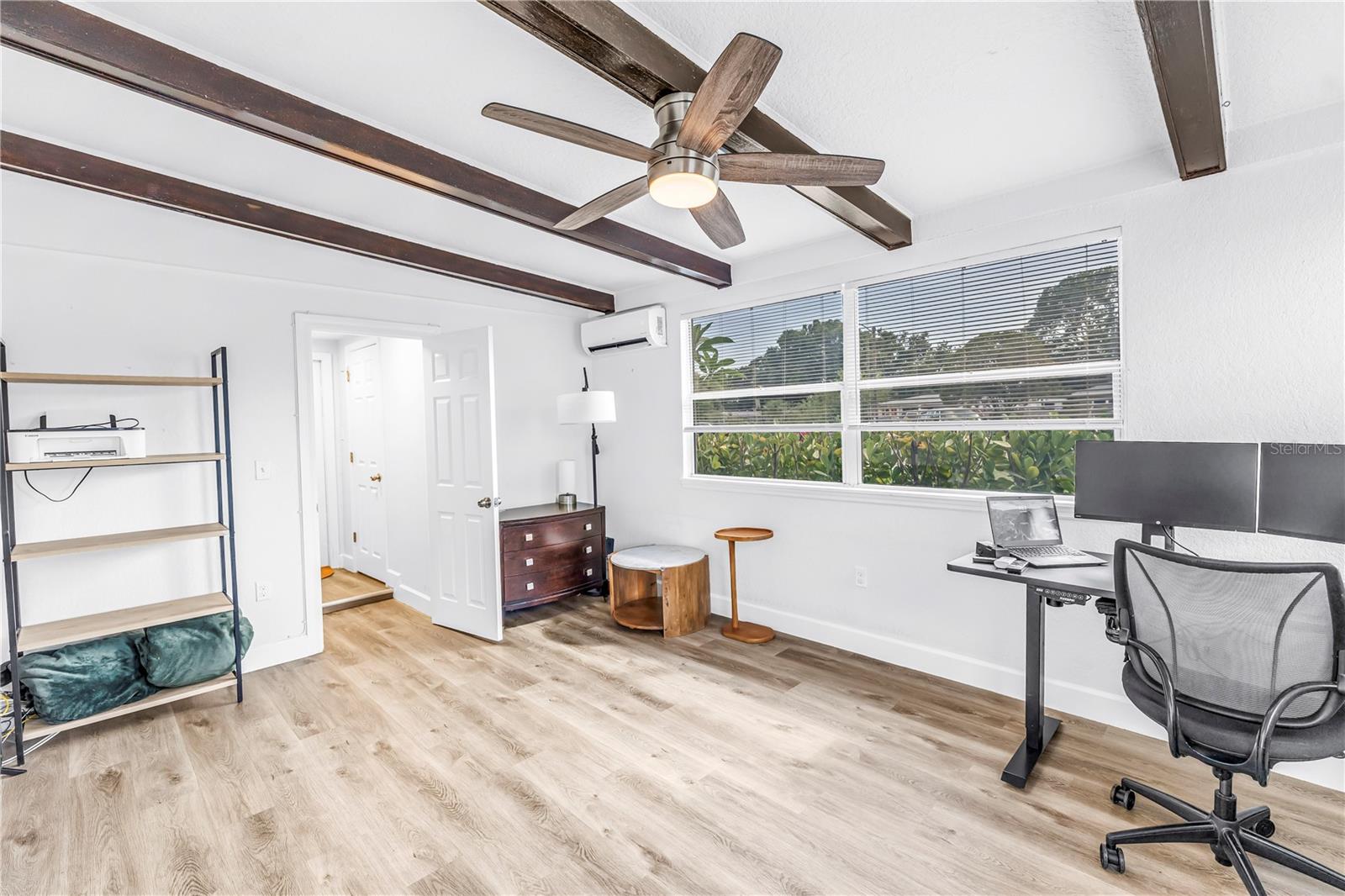 7599 MEADOWLAWN DR N, ST PETERSBURG, FL, 33702