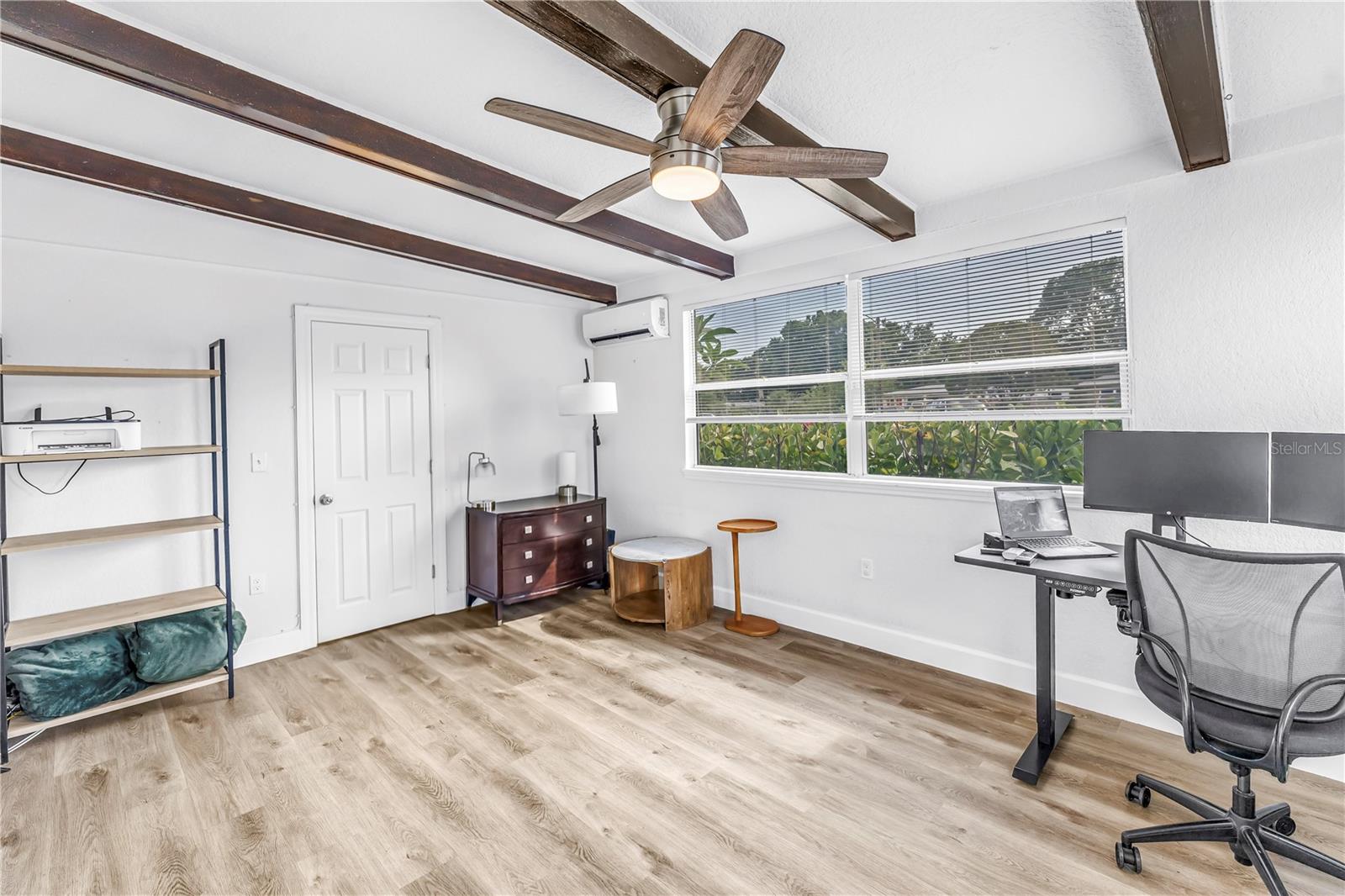 7599 MEADOWLAWN DR N, ST PETERSBURG, FL, 33702