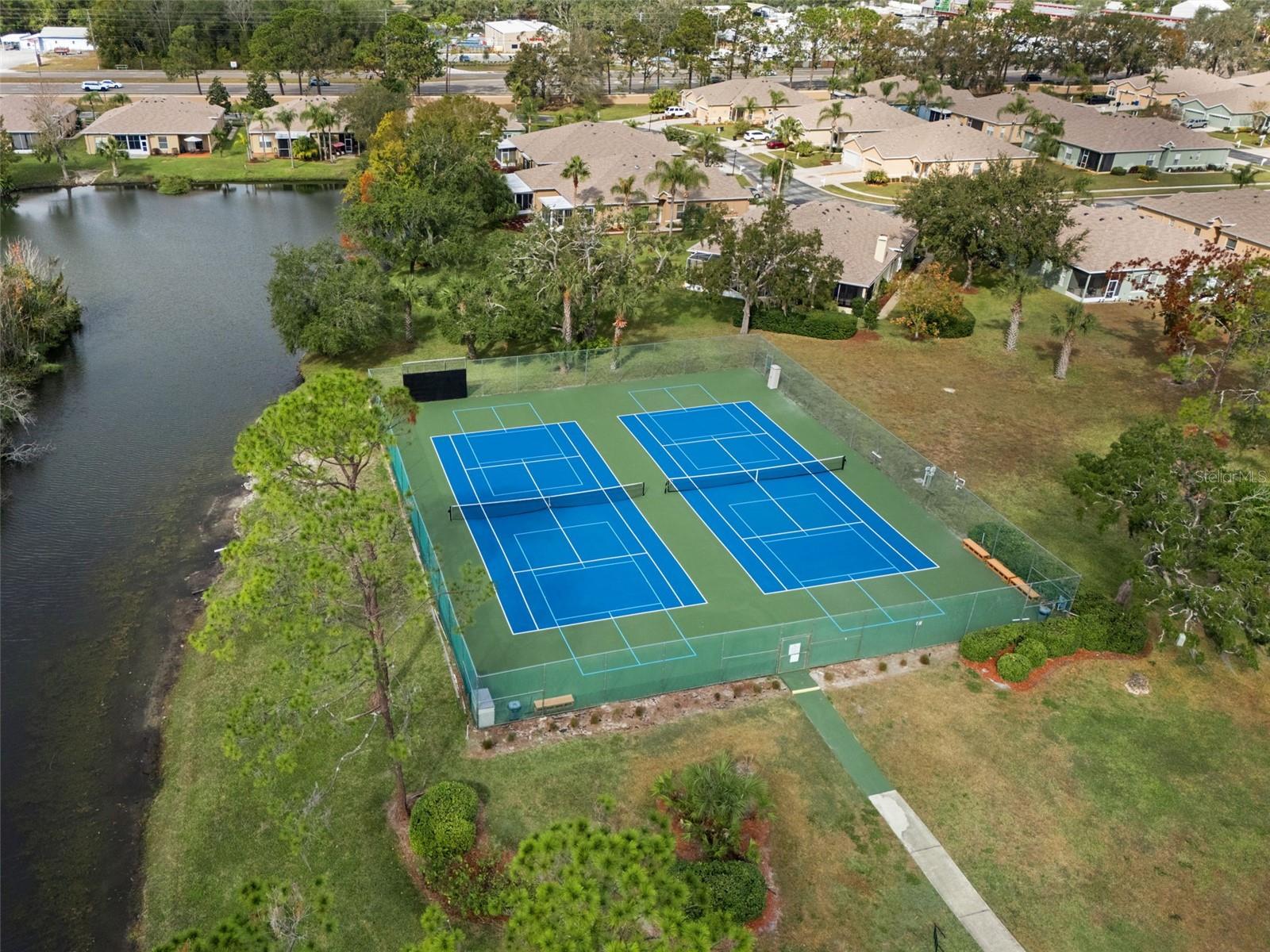 12102 BOYNTON LN #B, NEW PORT RICHEY, FL, 34654