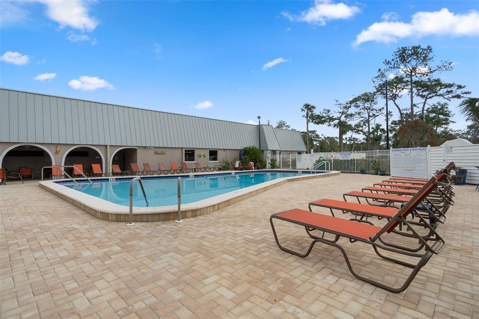 12102 BOYNTON LN #B, NEW PORT RICHEY, FL, 34654