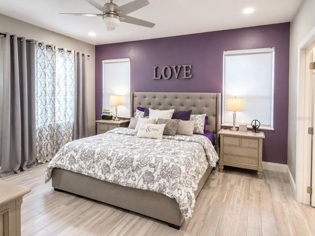 9880 TIVOLI CHASE DR, ORLANDO, FL, 32829