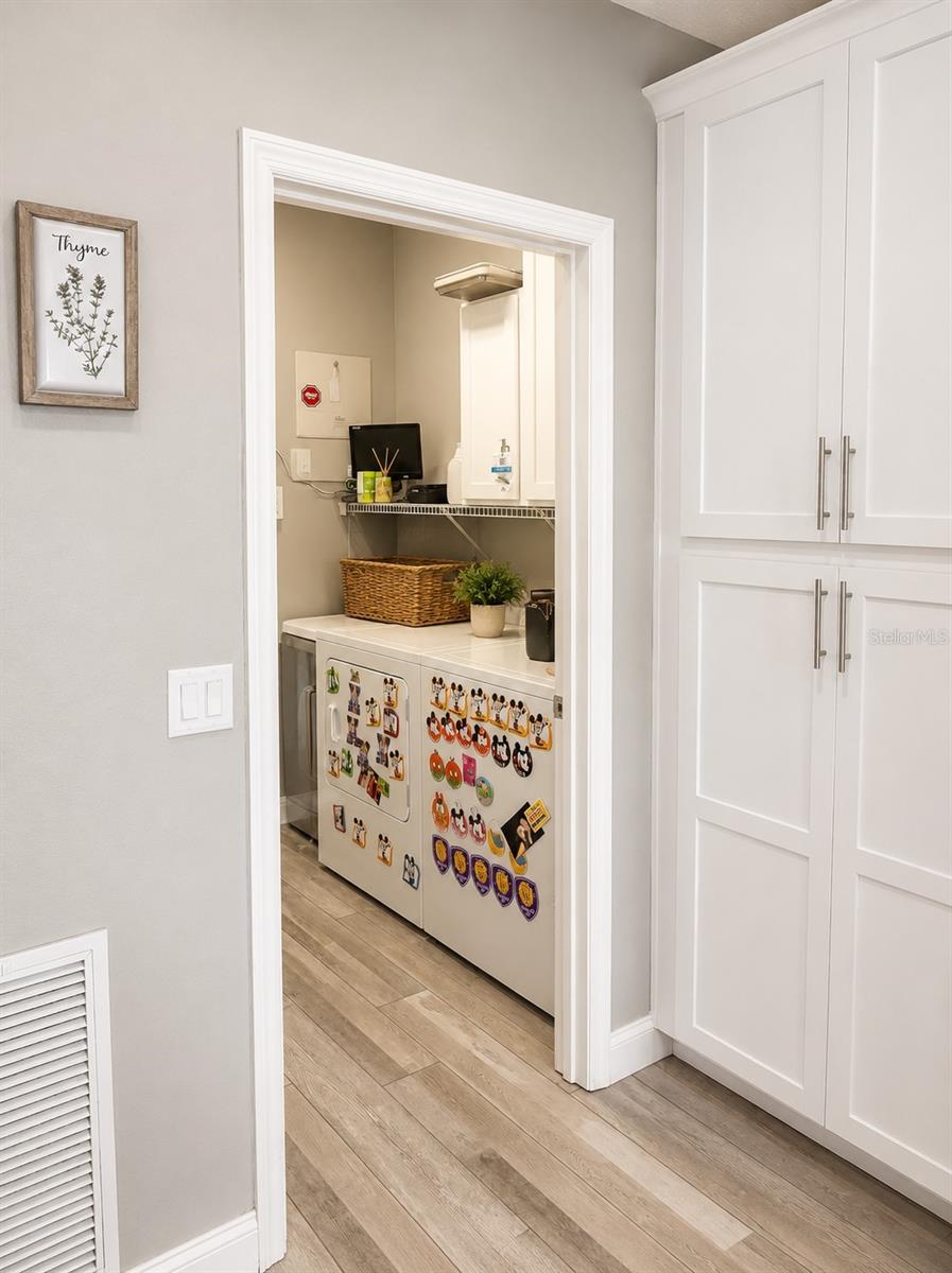 9880 TIVOLI CHASE DR, ORLANDO, FL, 32829