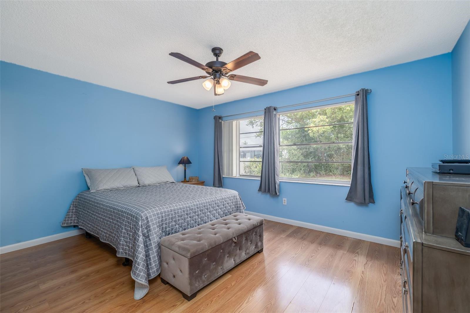 1987 S OLD MILL DR, DELTONA, FL, 32725